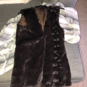 Fur vest